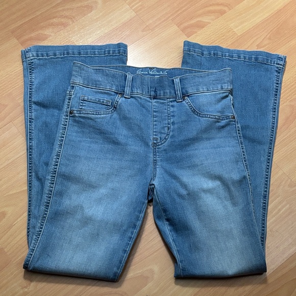Gloria Vanderbilt Denim - Gloria Vanderbilt Light Blue High Rise Flare Jeans Size 4P